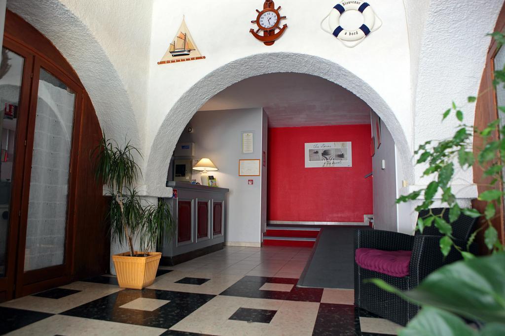 Hotel De La Plage 2 Etoiles Valras-Plage Dış mekan fotoğraf