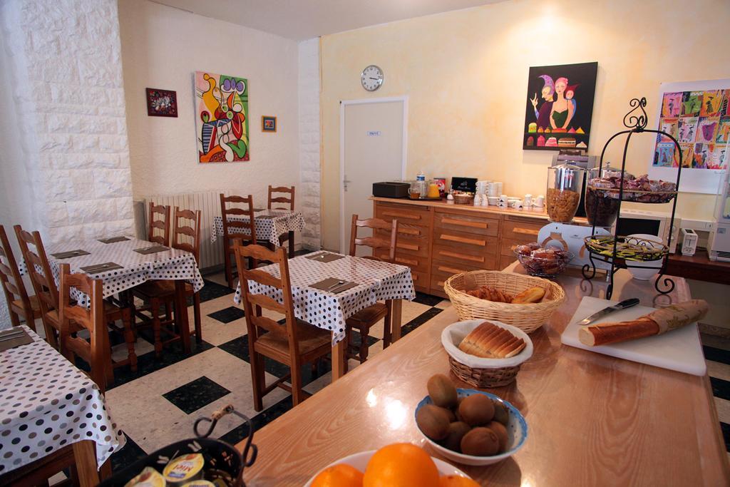 Hotel De La Plage 2 Etoiles Valras-Plage Dış mekan fotoğraf